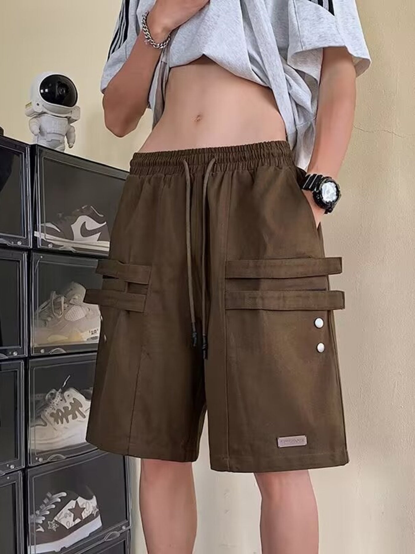 1825946d79814492a45087387a382ee4-Max