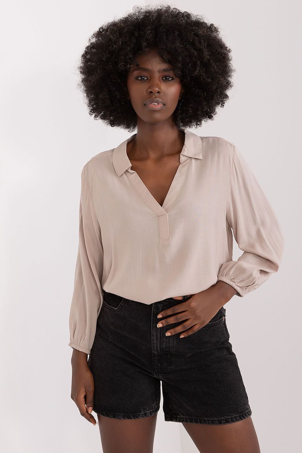 The Everyday Long Sleeved Blouse