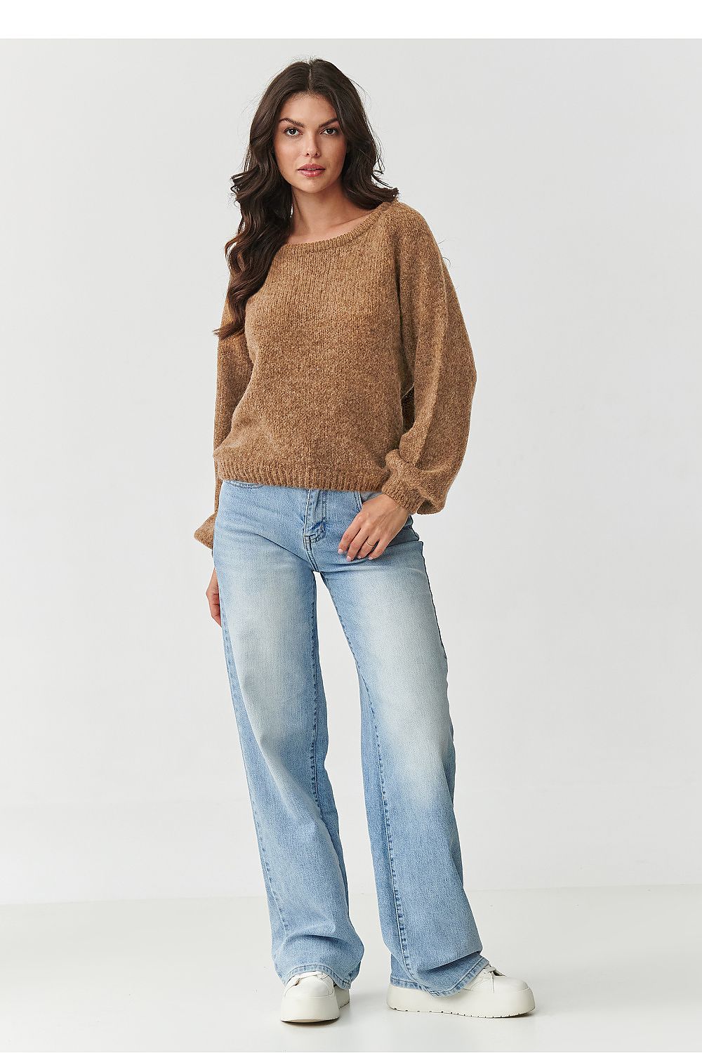 Jumper model 217385 Makadamia