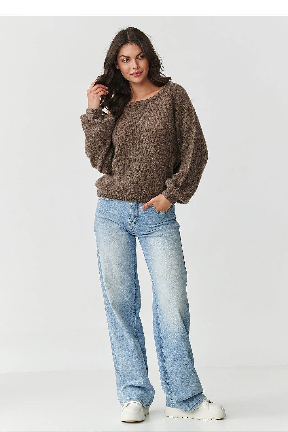 Jumper model 217388 Makadamia