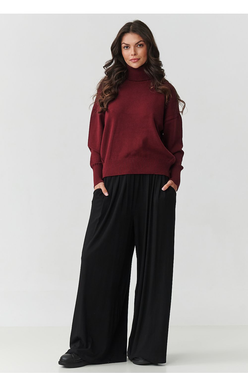 Turtleneck model 217397 Makadamia