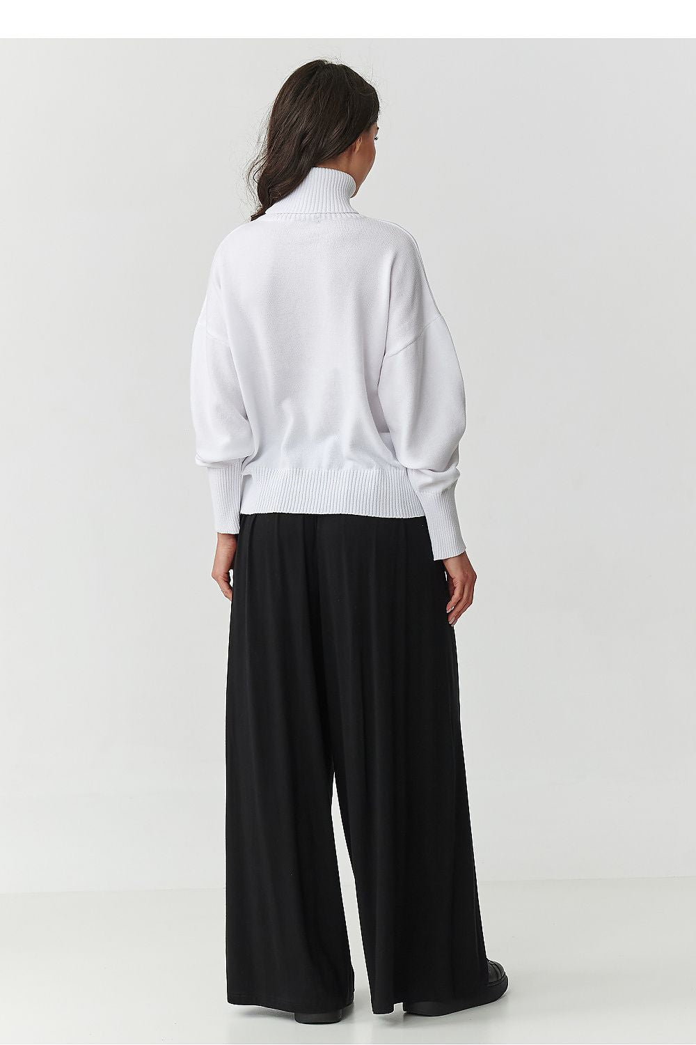 Turtleneck model 217399 Makadamia