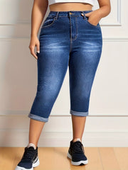 Plus Size Rolled Hem Capri Jeans