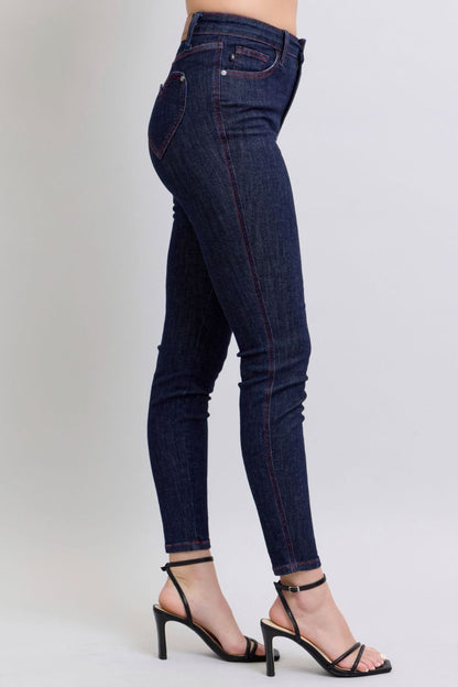 Heart Shaped Back Pockets Skinny Jeans