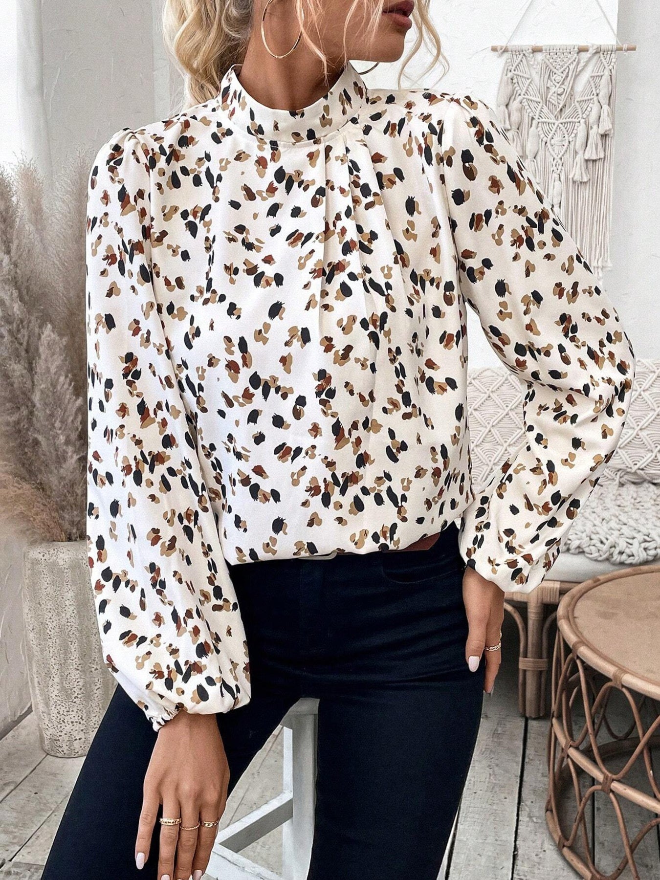 28f9362e47a44c3b8f996b27eb8a0a39-Max