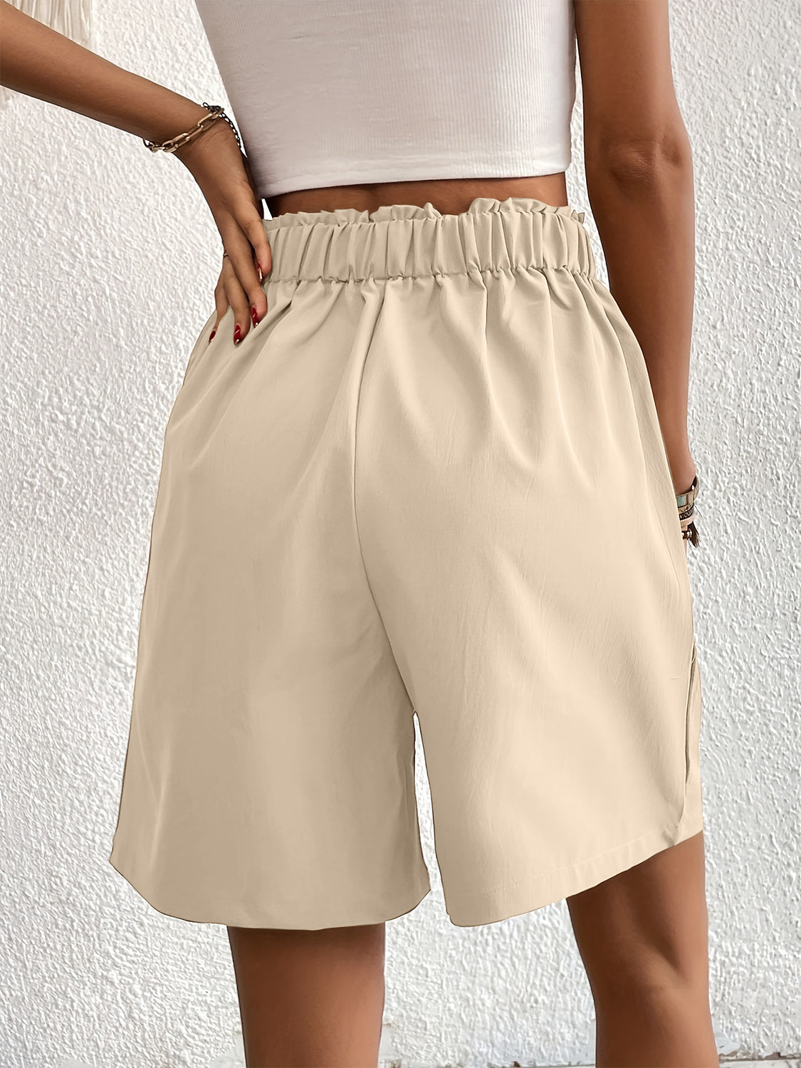 Pocketed Elastic High Waist Shorts