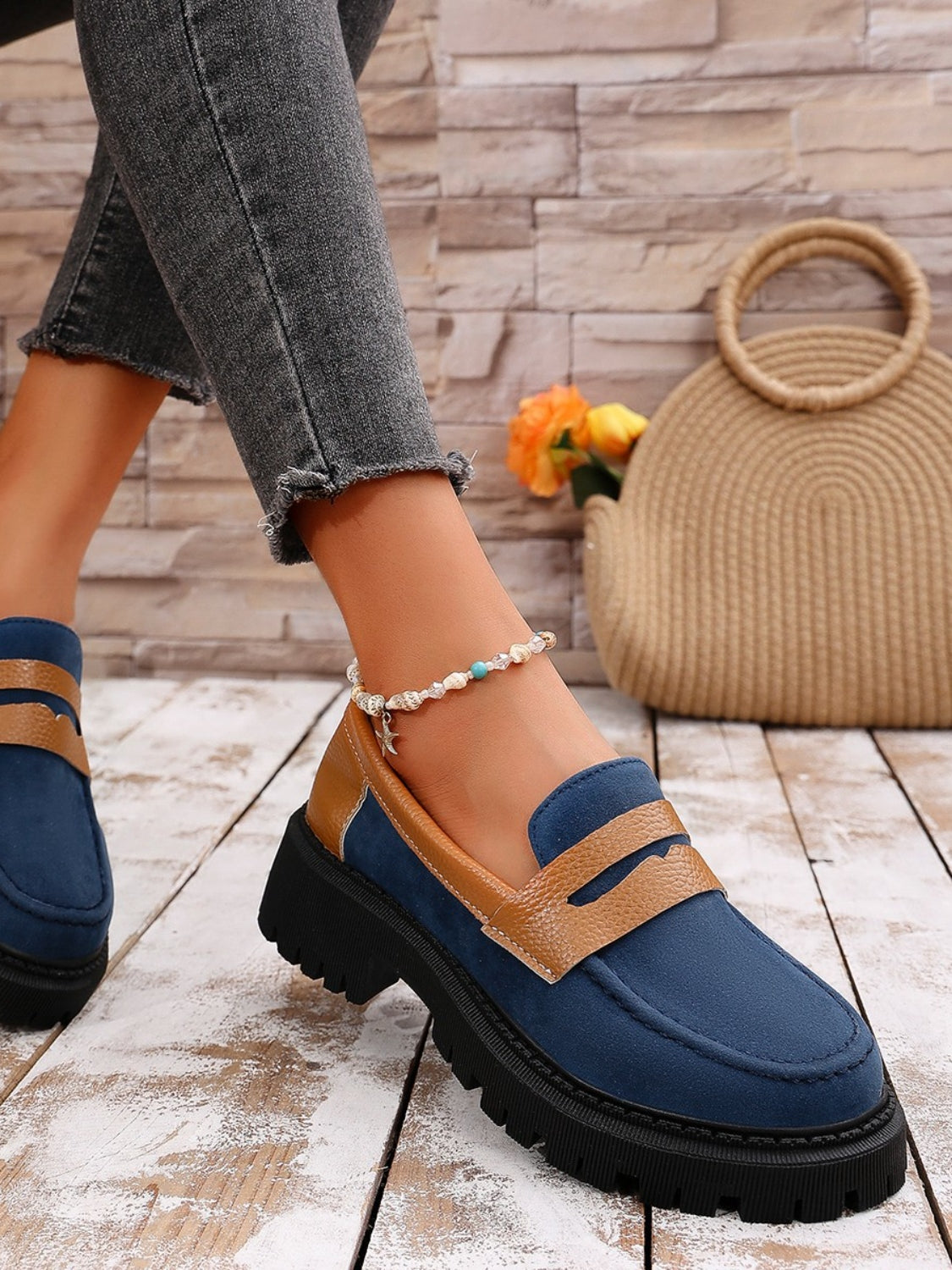 Women's Contrast Suede Platform Loafers