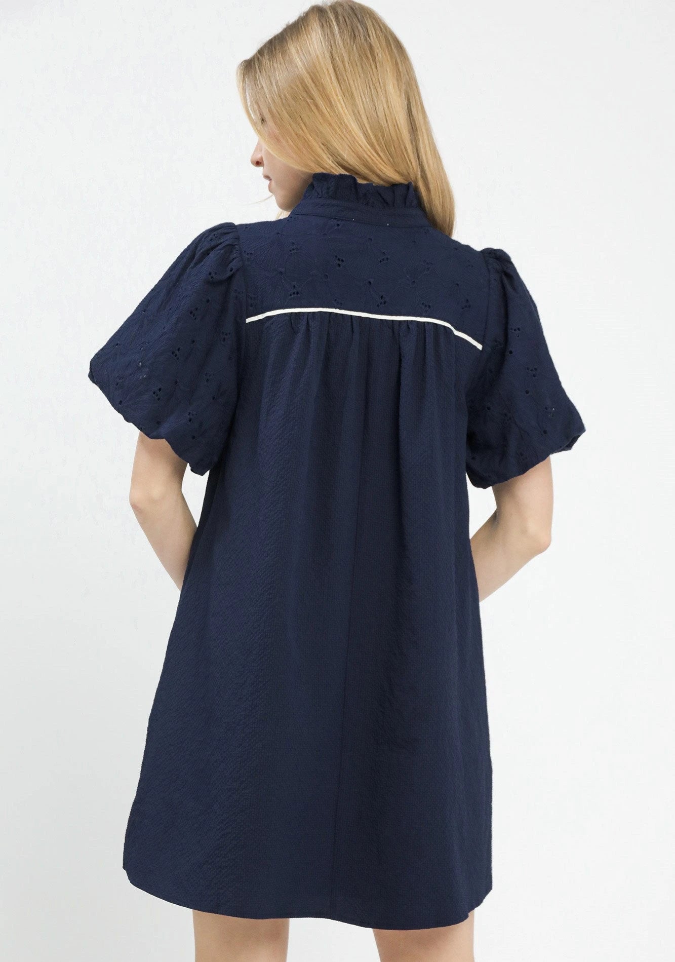 8f552772-3963-437b-a837-ec979e6d90e6-Max