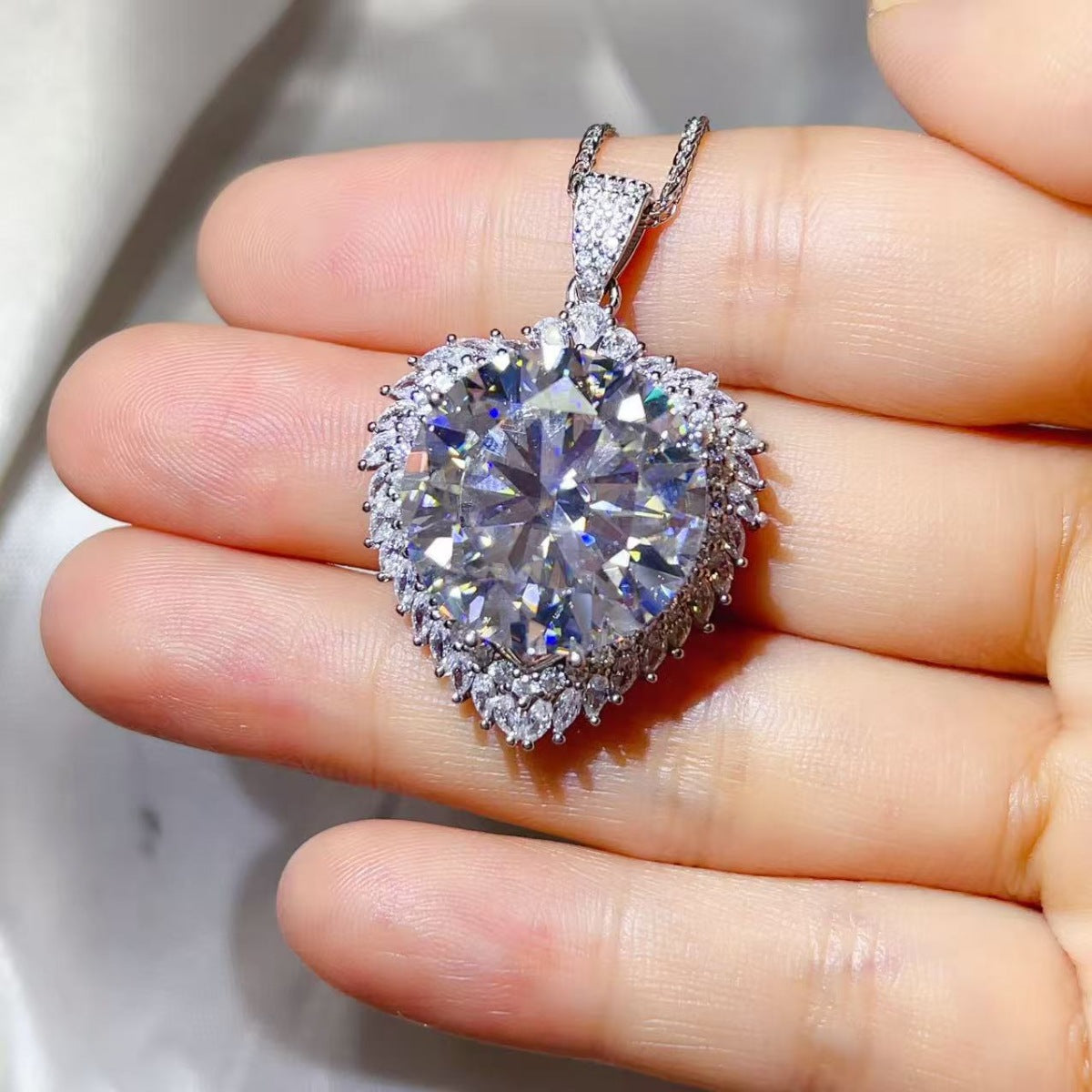 ae2d6397-ee88-4f01-9583-efbafa9787cc-Max