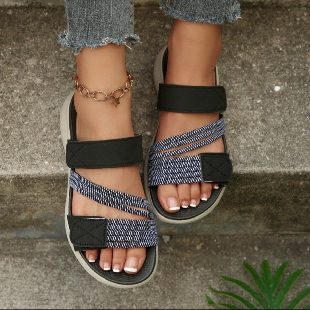 aeb6afaed8f64cd4b4afe232dab96814-Max