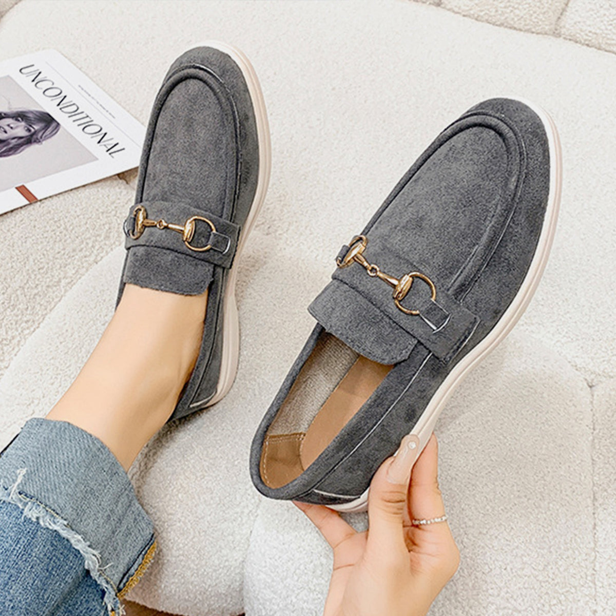 Women's Metal Buckle Flat Suede Sneakers