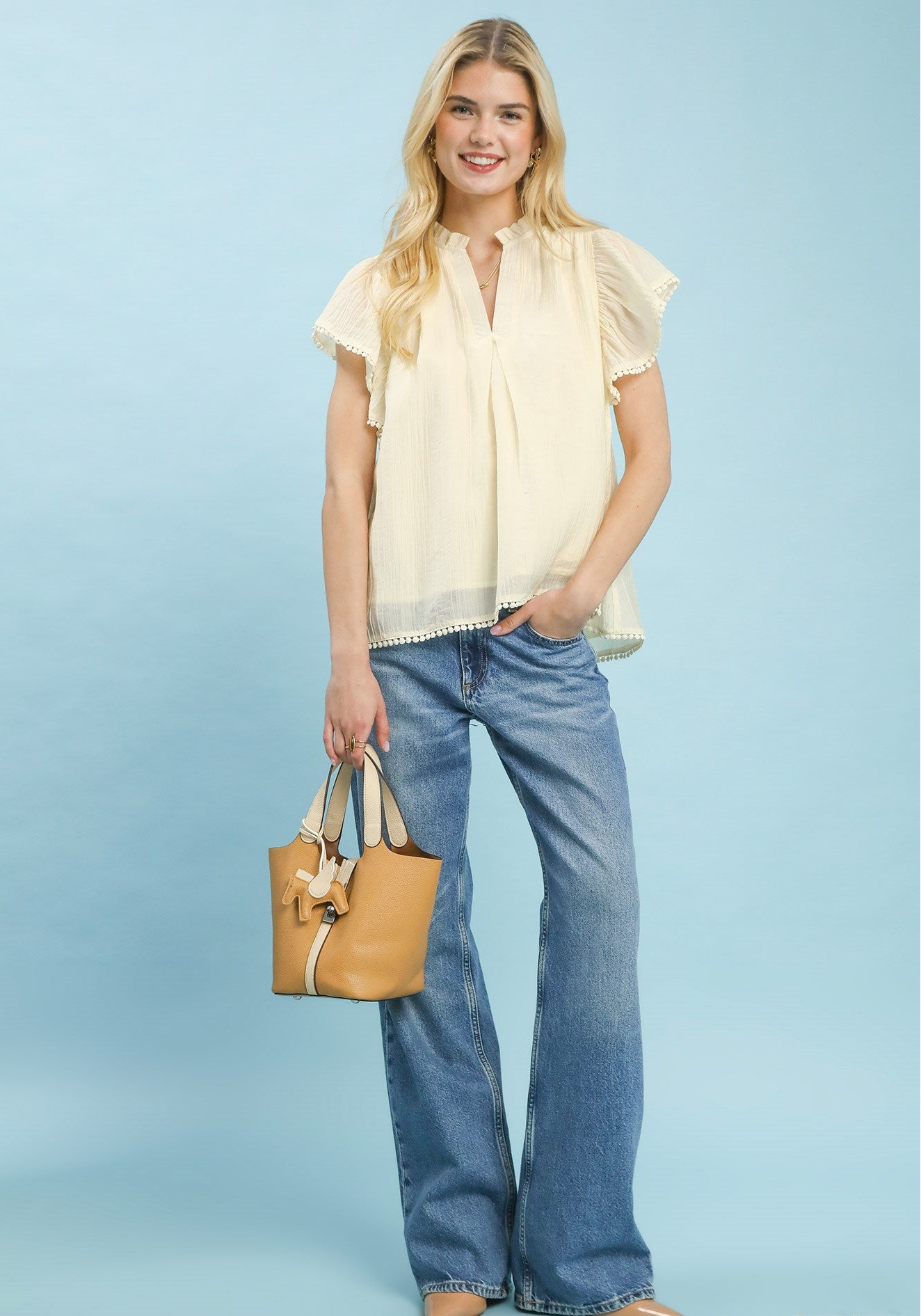 b6436ef8-1fa7-4dac-8ffe-533e8a4838d5-Max