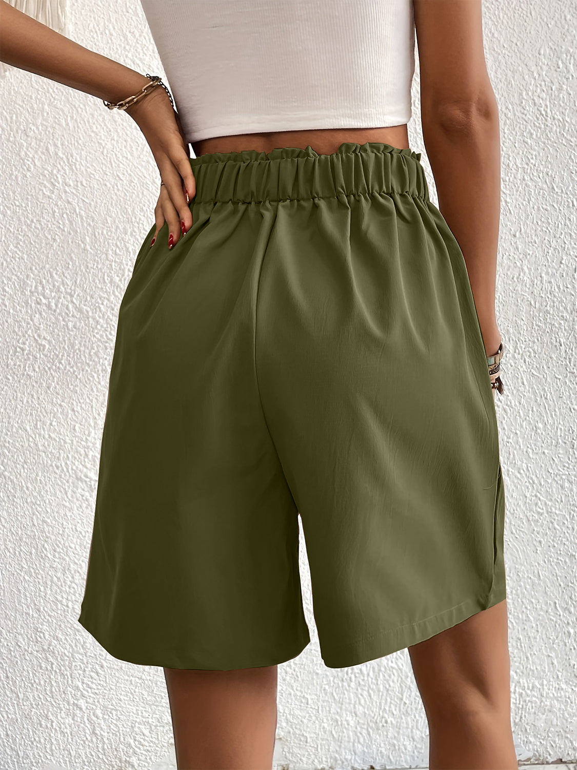 Pocketed Elastic High Waist Shorts