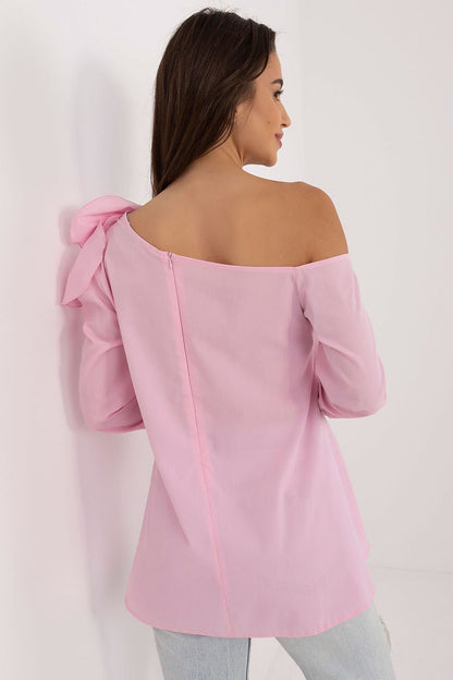 100% Cotton Off-the-Shoulder Flower Brooch Blouse