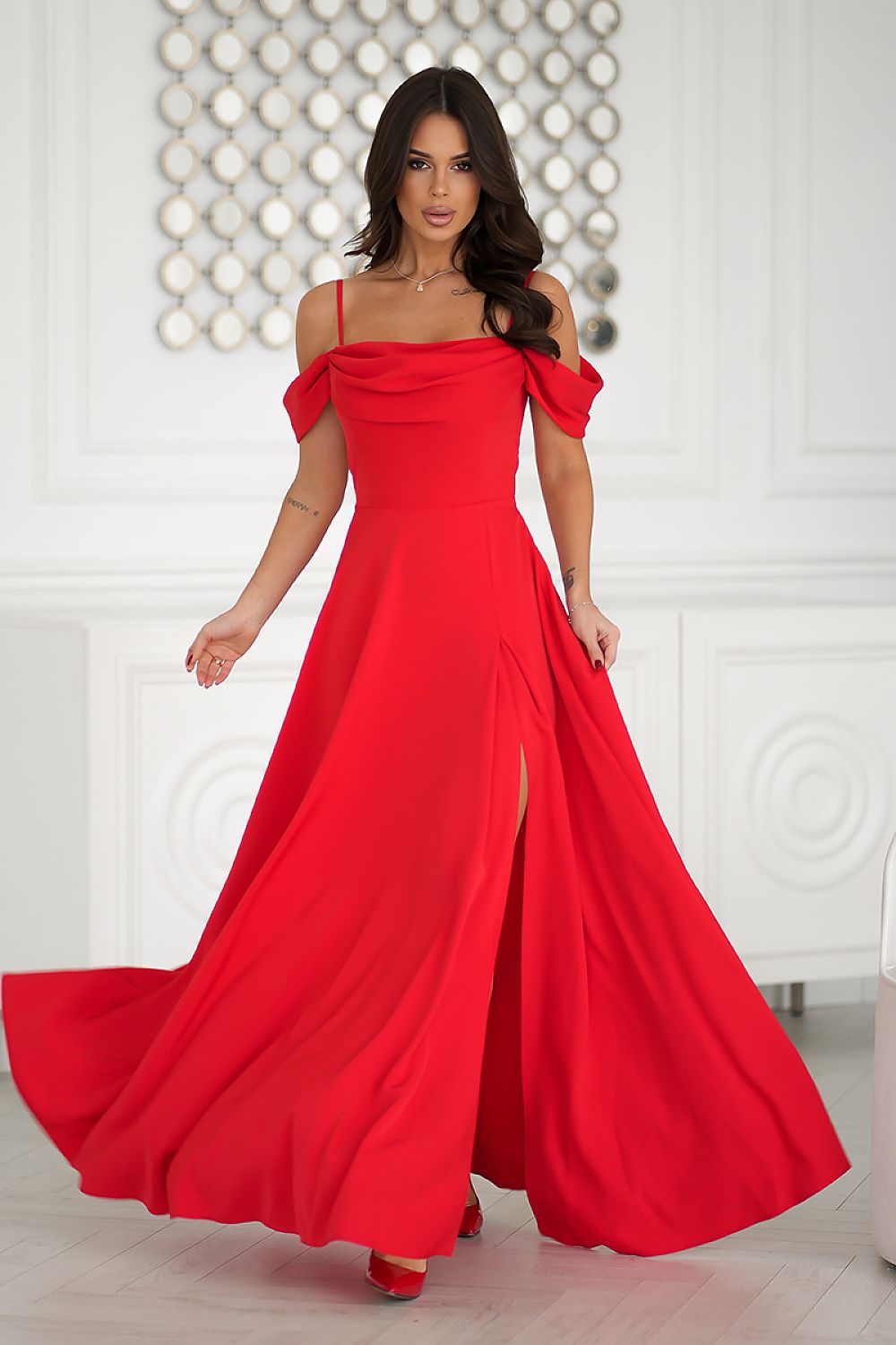 Alluring Dropped Shoulder Elegant Maxi Dress