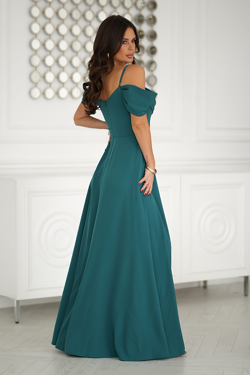 Alluring Dropped Shoulder Elegant Maxi Dress