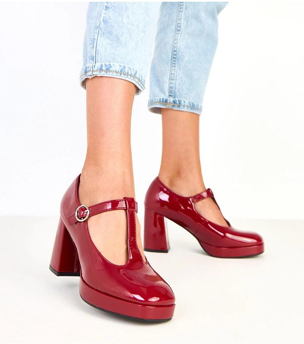  Heeled low shoes model 218174 Solea 