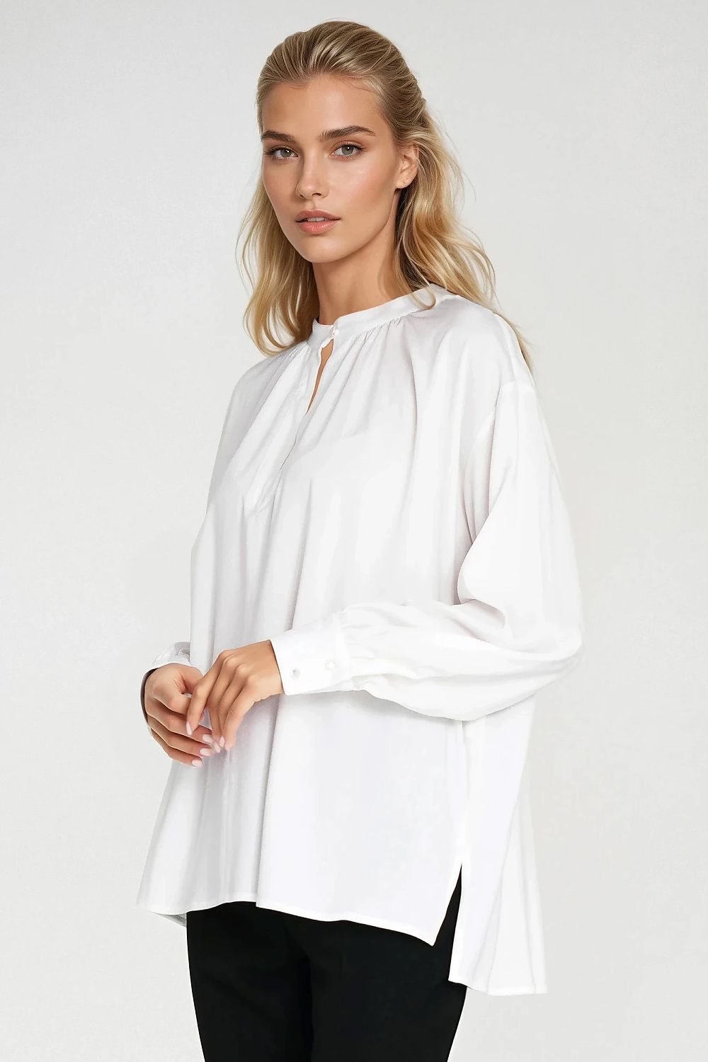  Blouse model 219788 Nife 