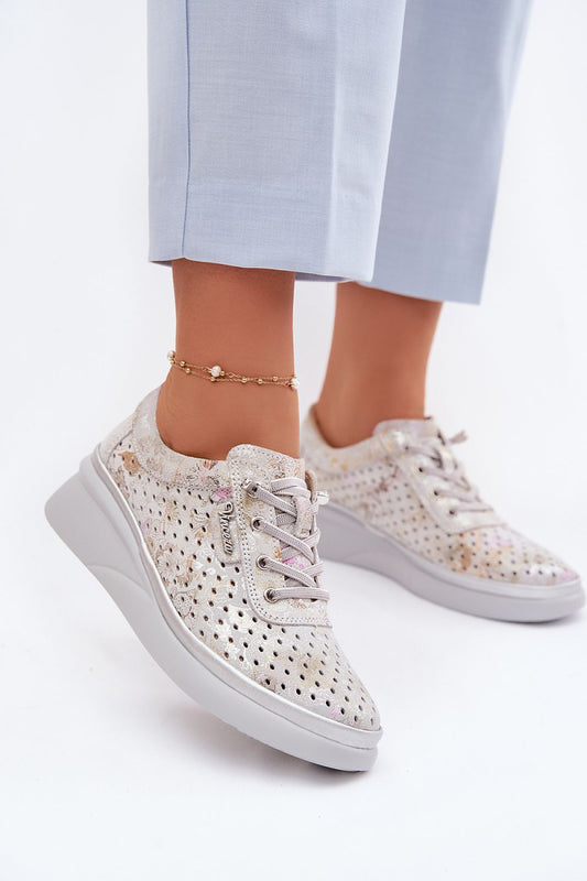  Half shoes model 226323 Step in style 