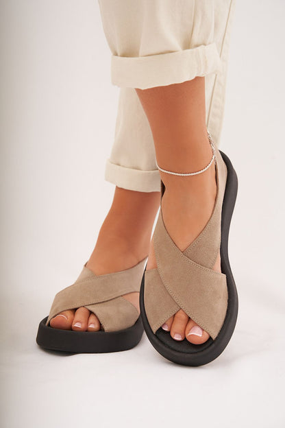  Sandals model 226329 Step in style 