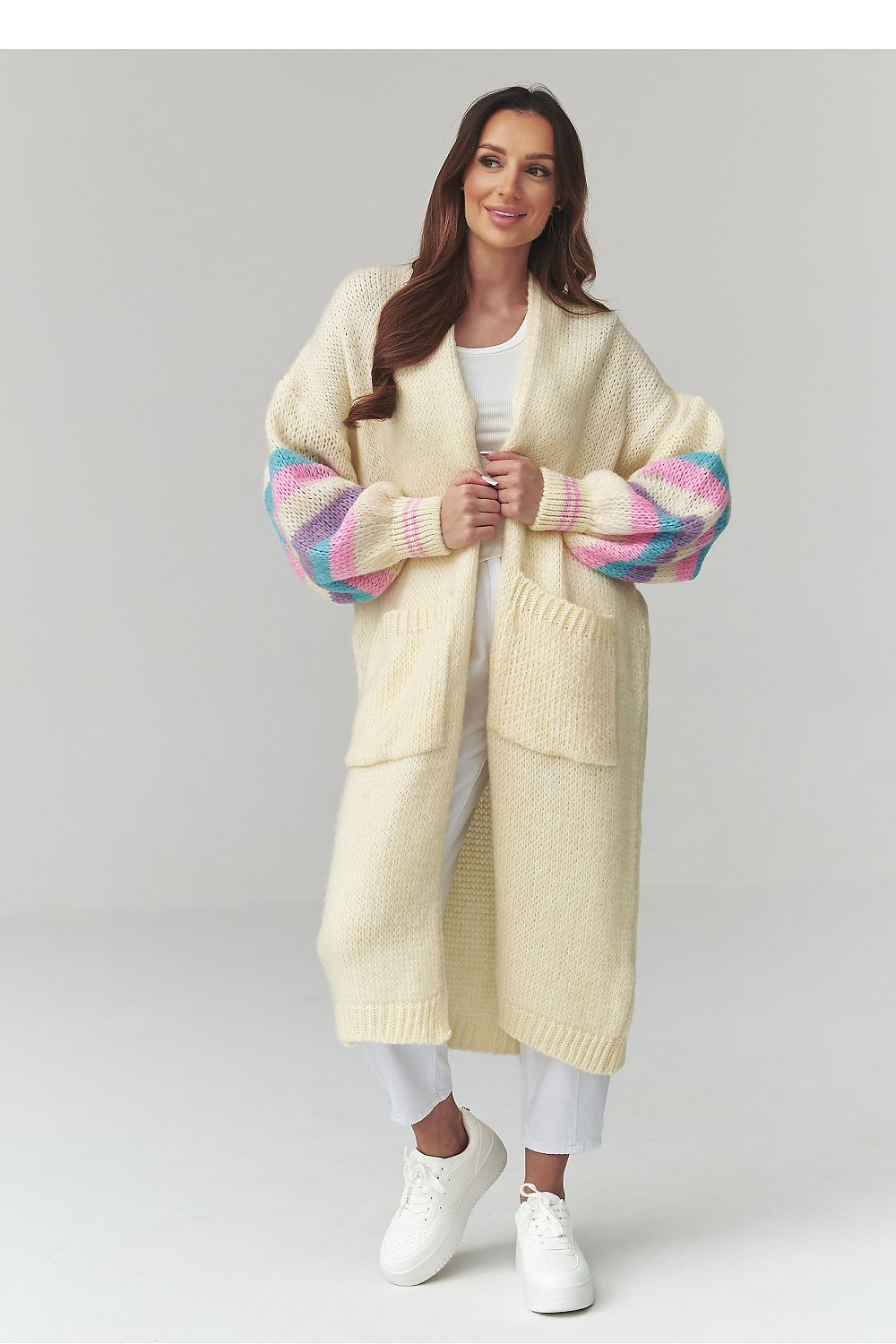  Cardigan model 226868 Makadamia 