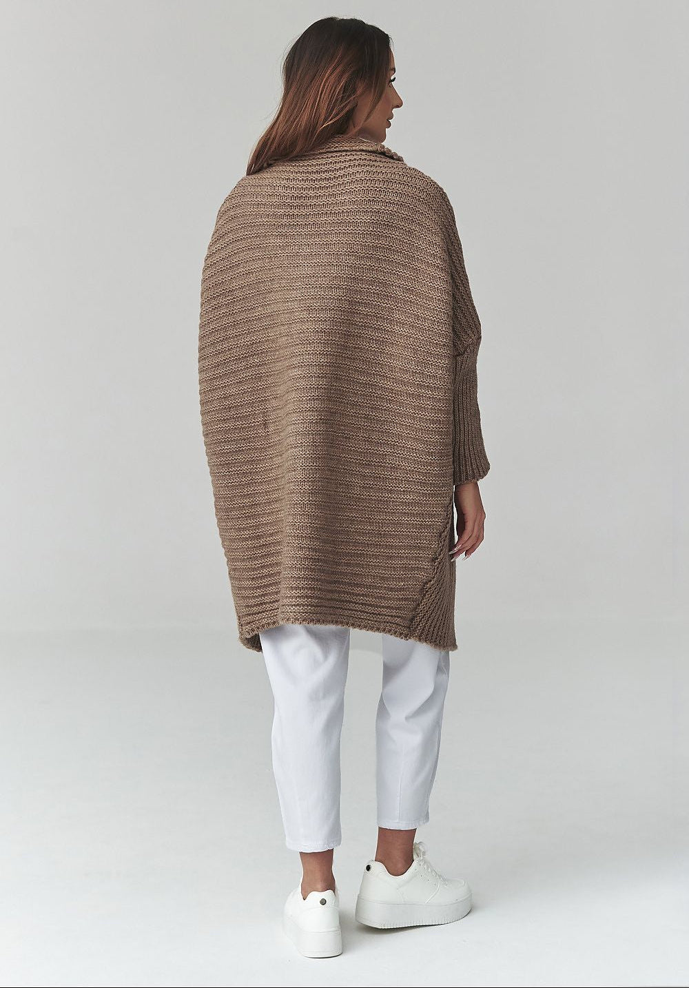  Cardigan model 226877 Makadamia 