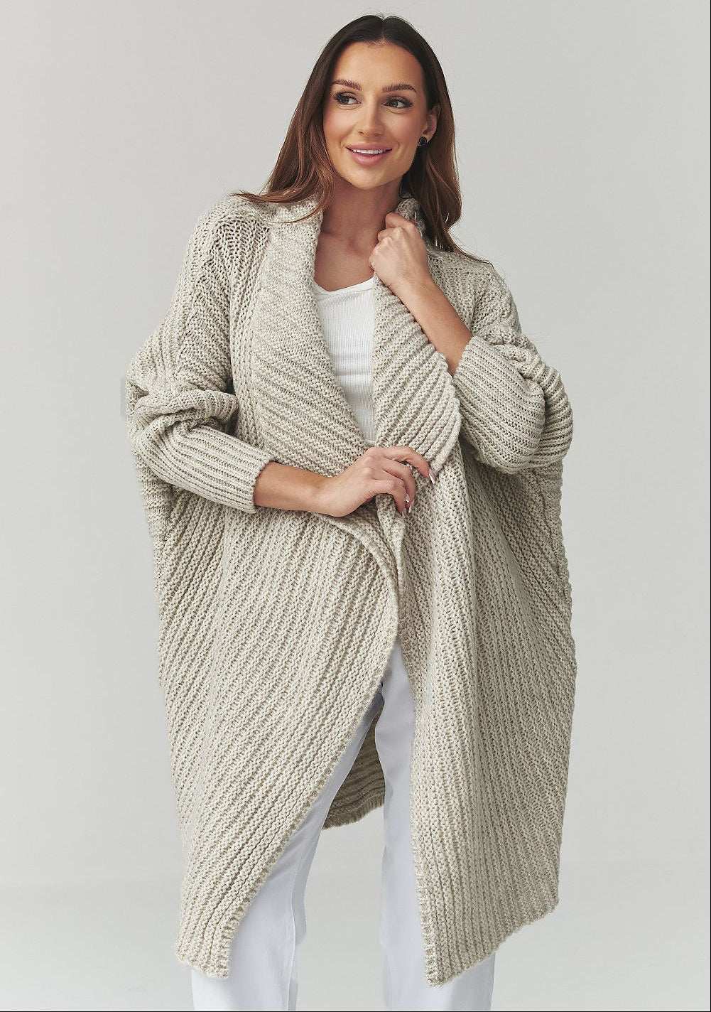  Cardigan model 226880 Makadamia 
