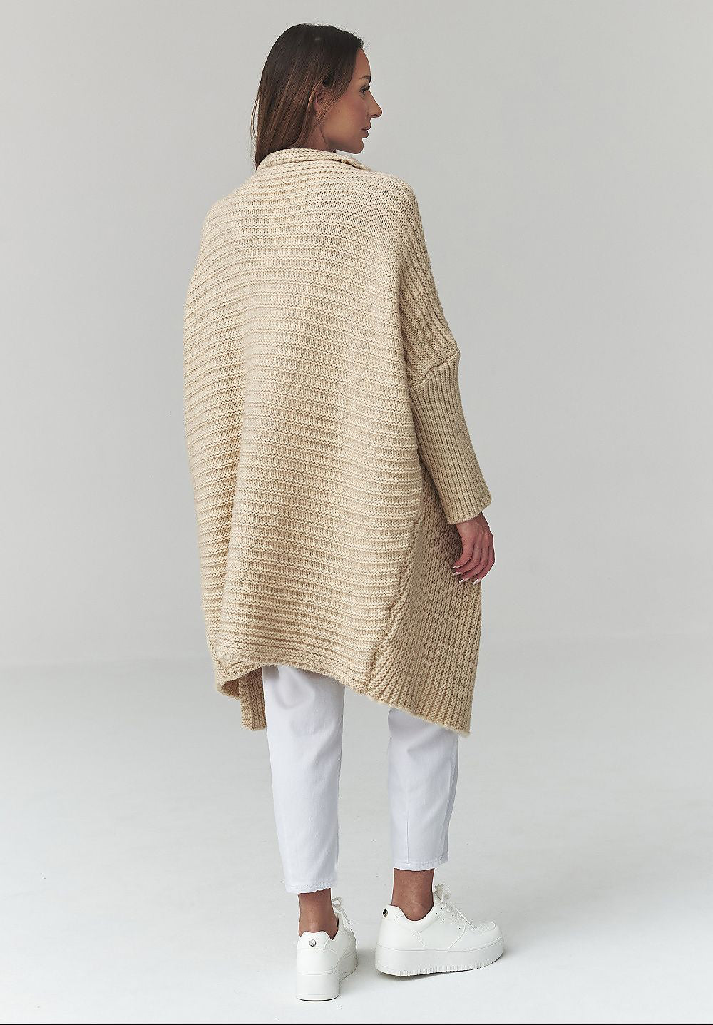  Cardigan model 226881 Makadamia 