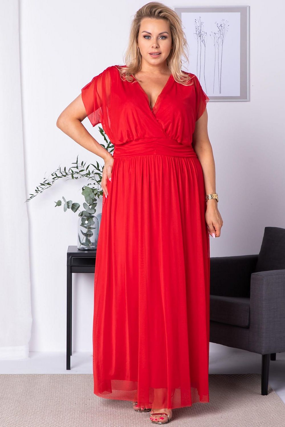 Curvy Feminine Manuela Dress