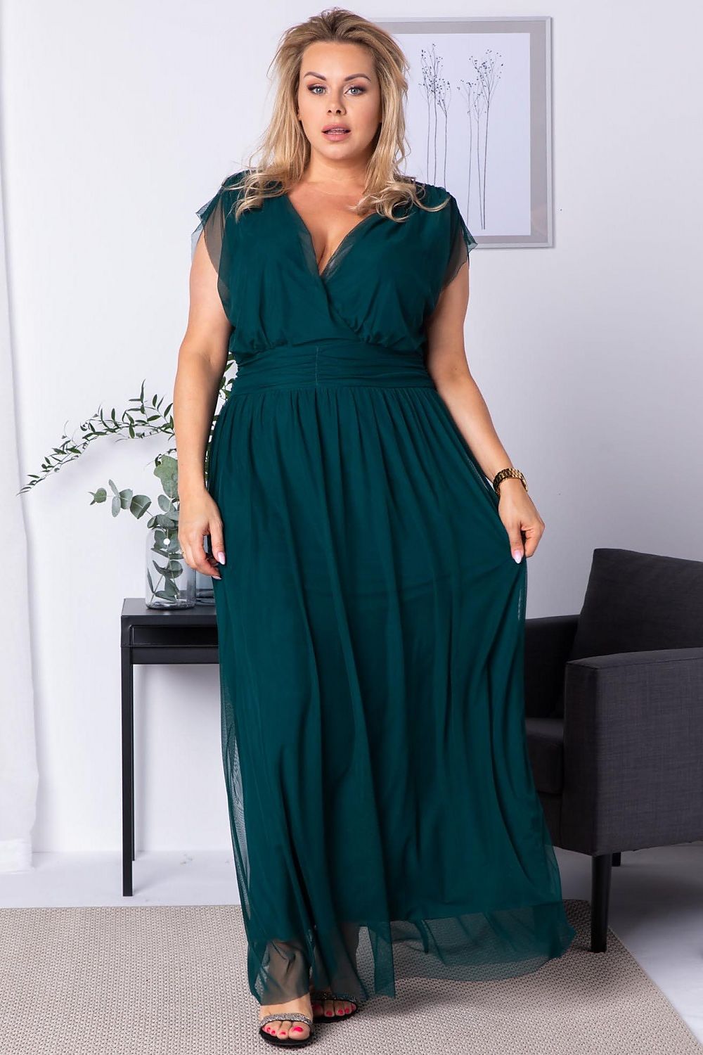 Curvy Feminine Manuela Dress