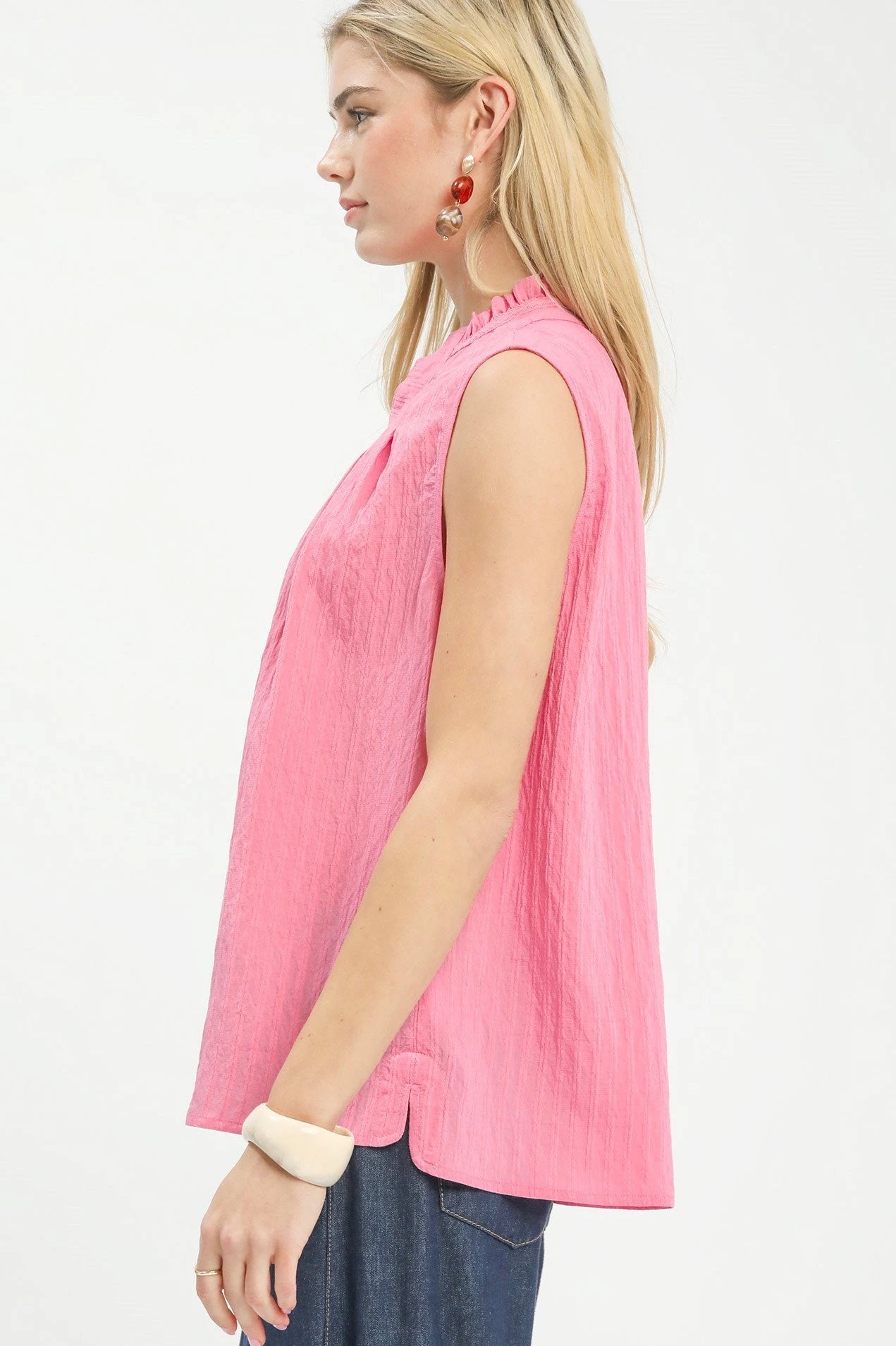 d2ccf4a1-0fc4-4fca-a8a3-38d1bbc234b0-Max