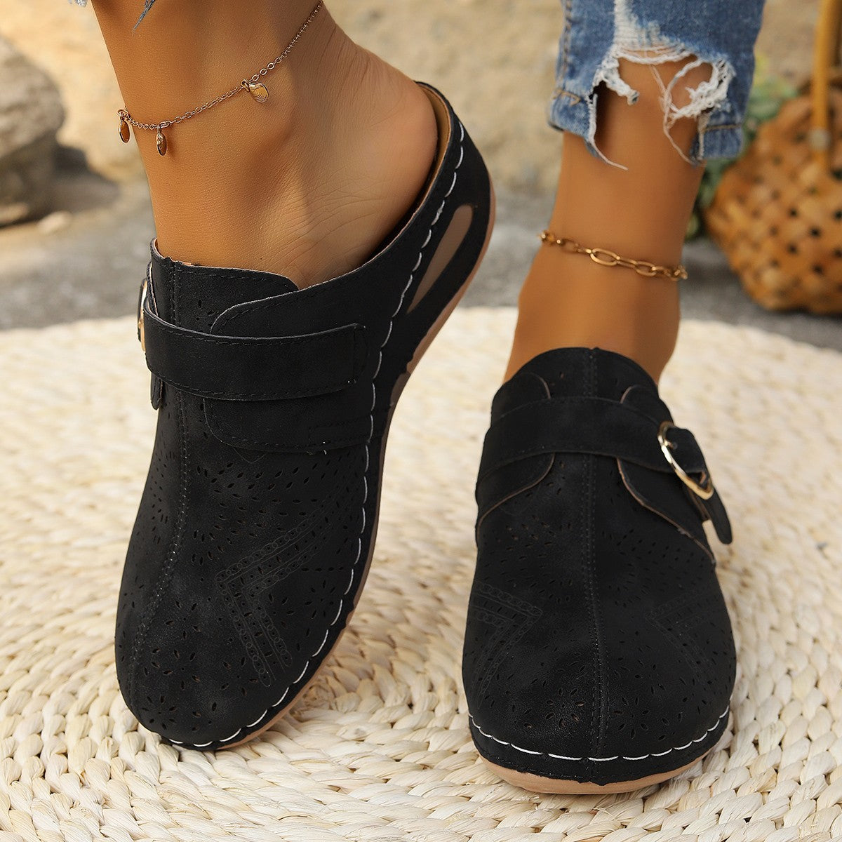 Women's Suede Round Toe Wedge Sandals