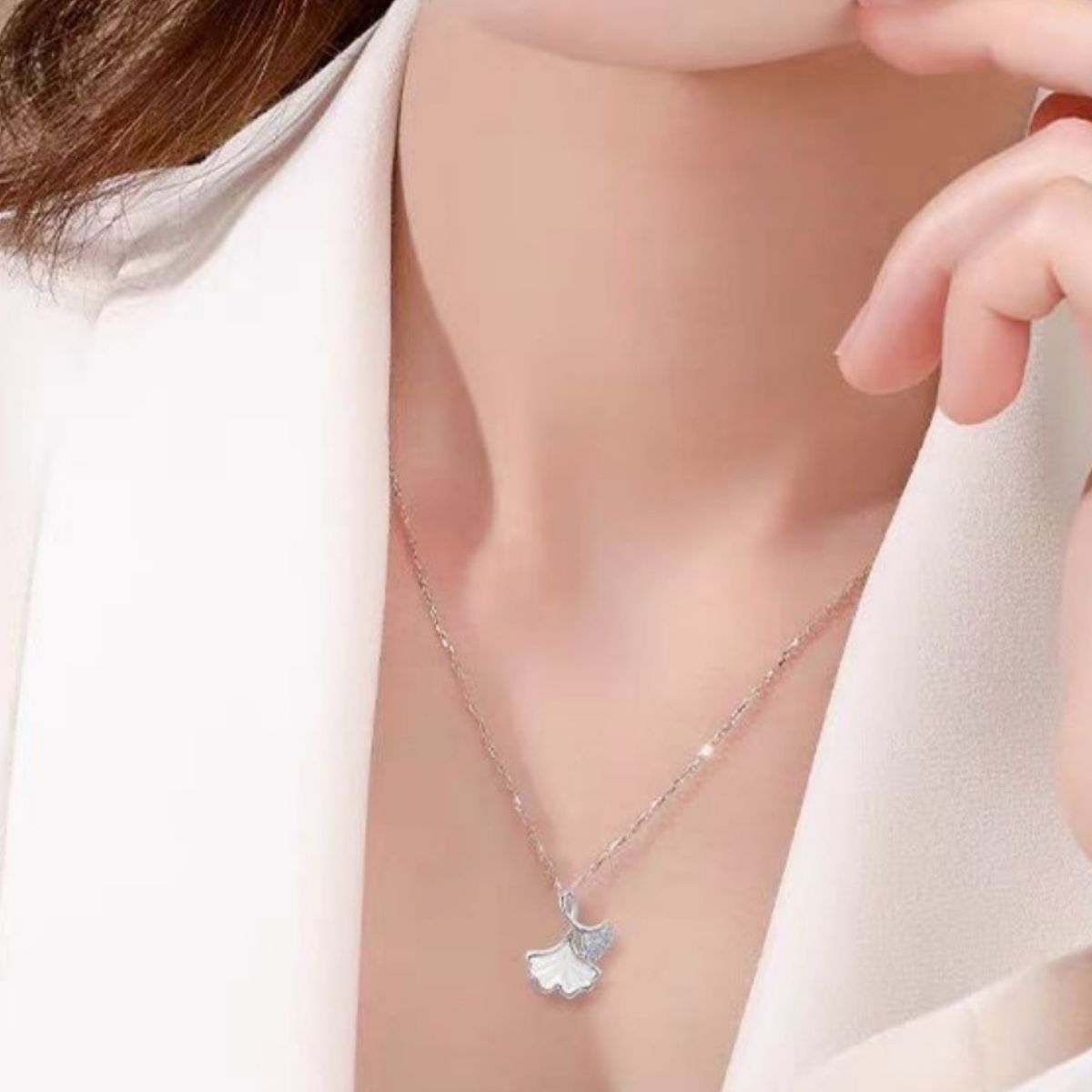 dd32baf2-b397-4cc7-a3fe-189e1d20c986-Max