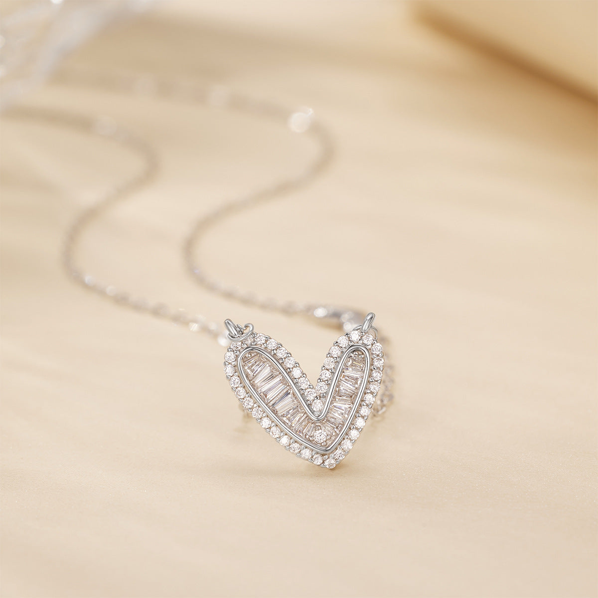 e5207931-72be-419e-b8f6-c058cc564b14-Max