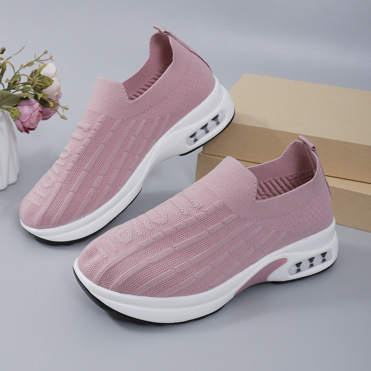 Women's Round Toe Knit Slip On Sneakers