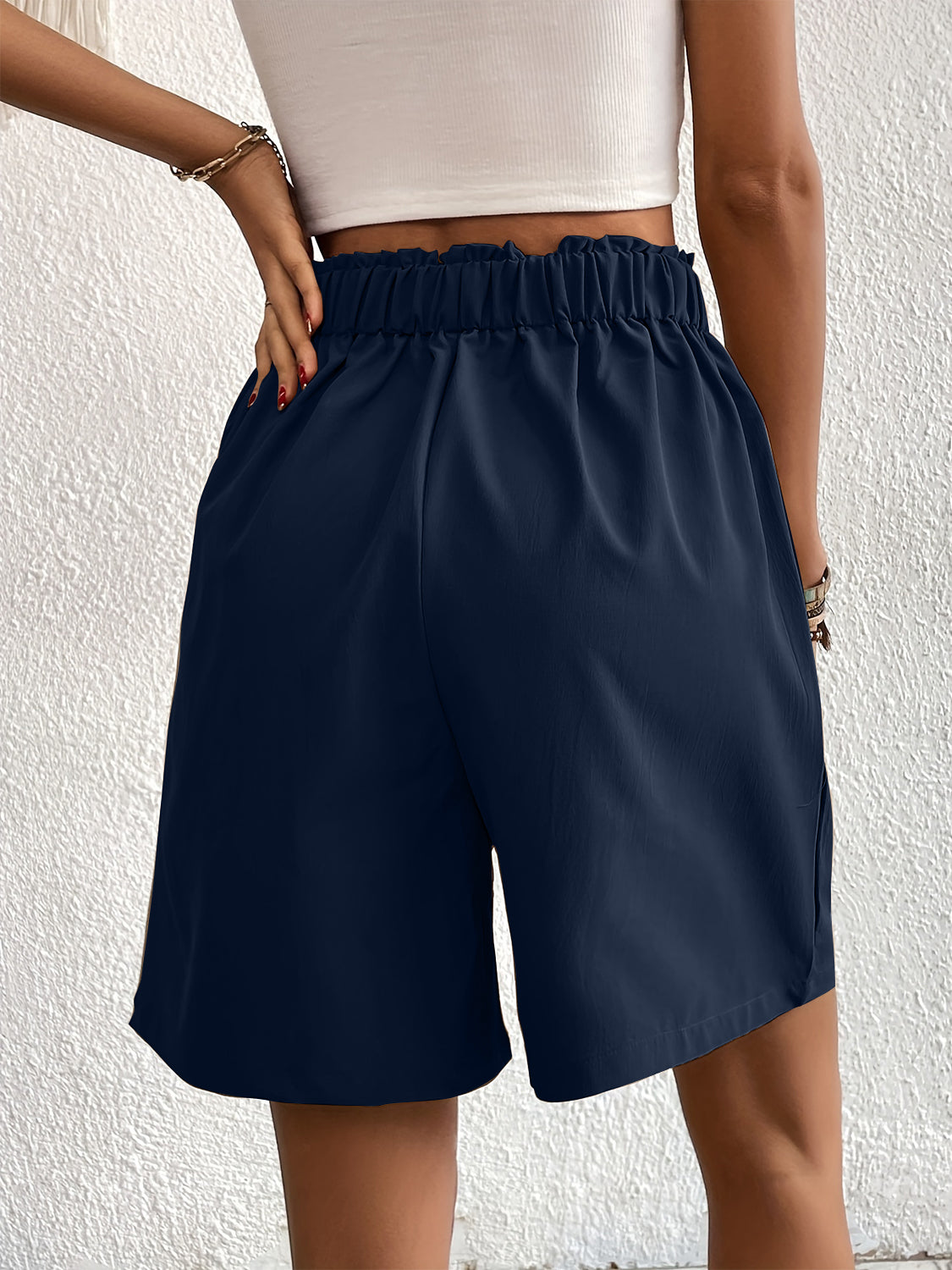 Pocketed Elastic High Waist Shorts